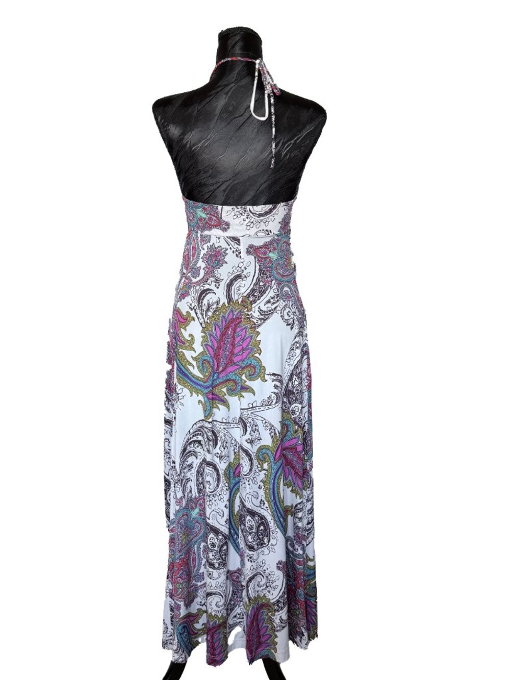🌈 Veronica M Vibrant Paisley Halter Maxi Dress 🌈 - Picture 3 of 9